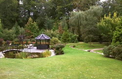 Paradise Garden · Galabau · Schleswig-Holstein · Garten Designer · Landschaftsbau · Pflanzarbeiten